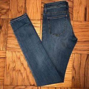 Uniqlo Ultra Stretch Faded Wash Comfy Jeans